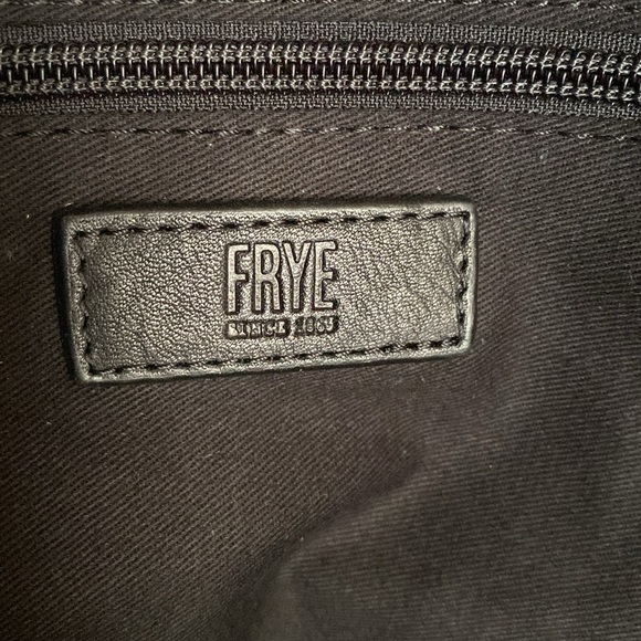 Frye Vivian Fringed Oversized Tote Black NEW - Picture 7 of 13